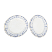 Paire de plats en faïence des Nouvelles Galeries, modèle Marly