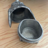 Nice box, tin owls from La Fontaine.