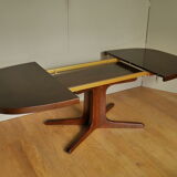 Oval table Baumann with 2 extensions
