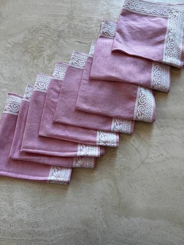 Set of eight vintage table napkins, old pink jacquard.