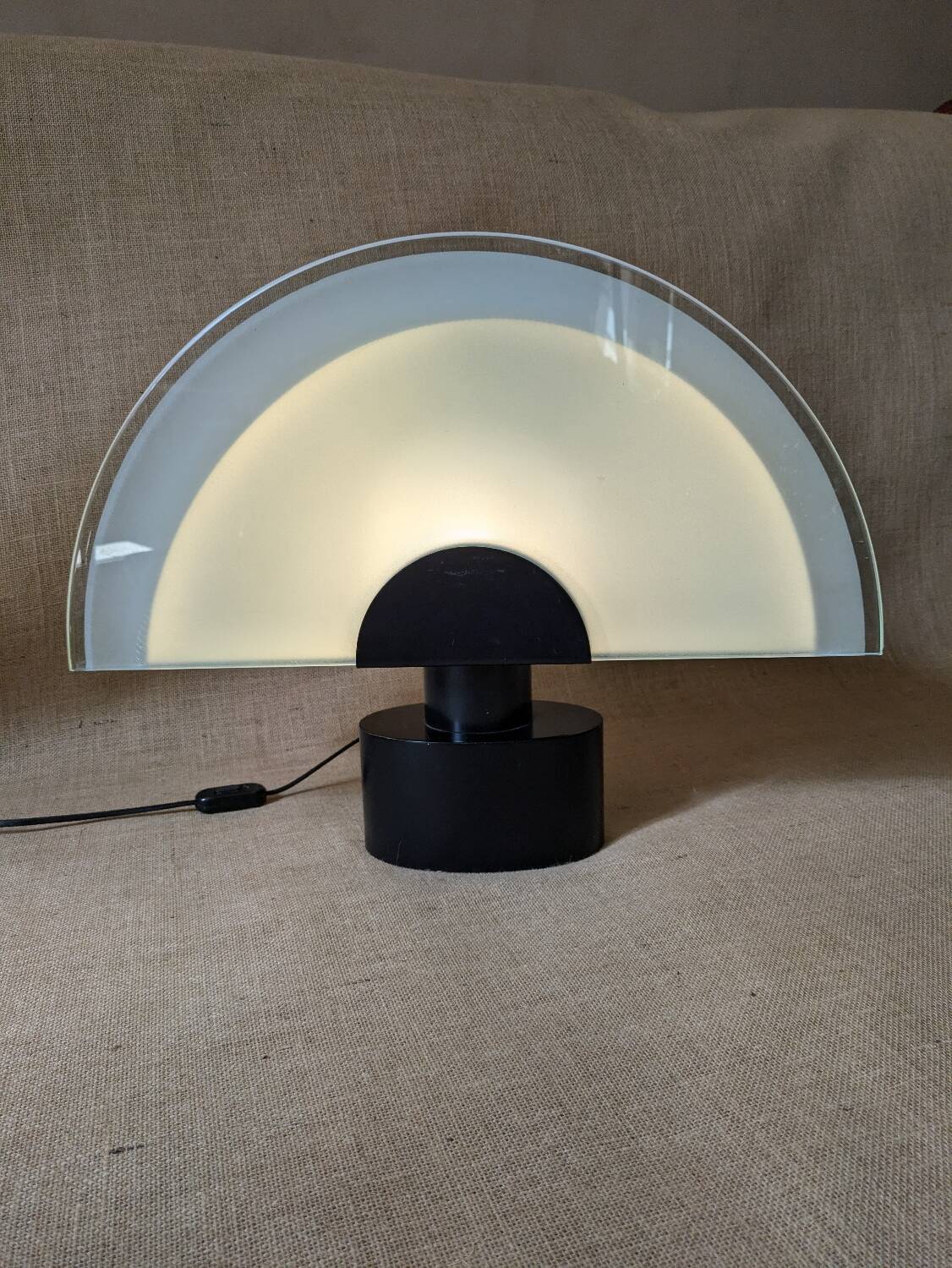 Vintage Zonca Italian Table Lamp – Frosted Glass & Black Base