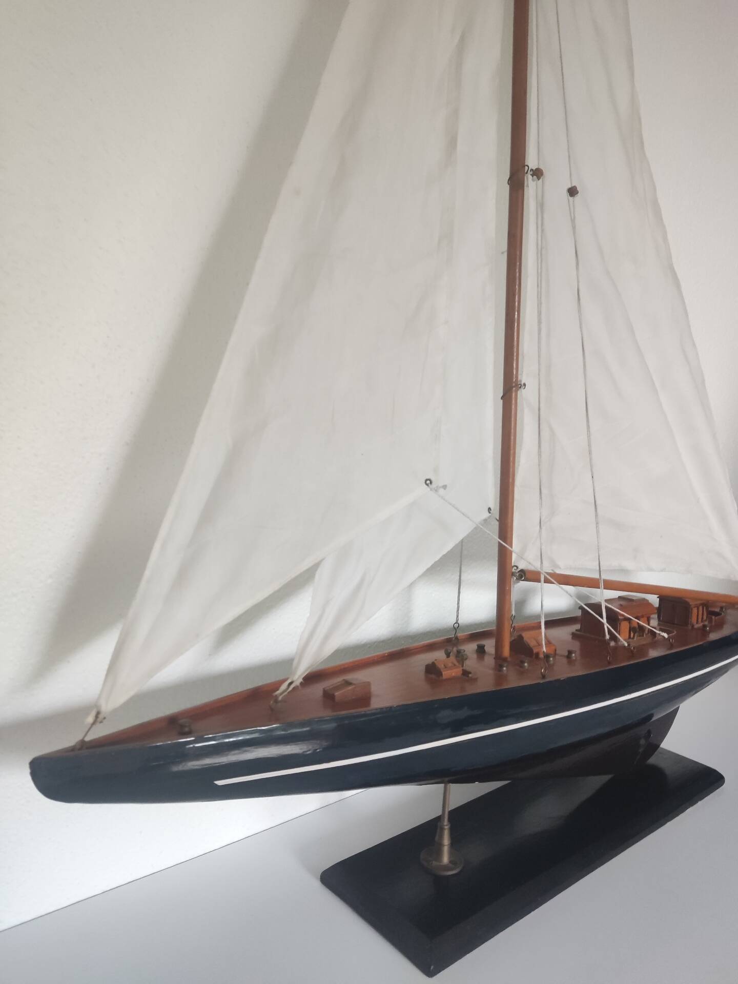 Large classic wooden pond sailboat model - Marine decor