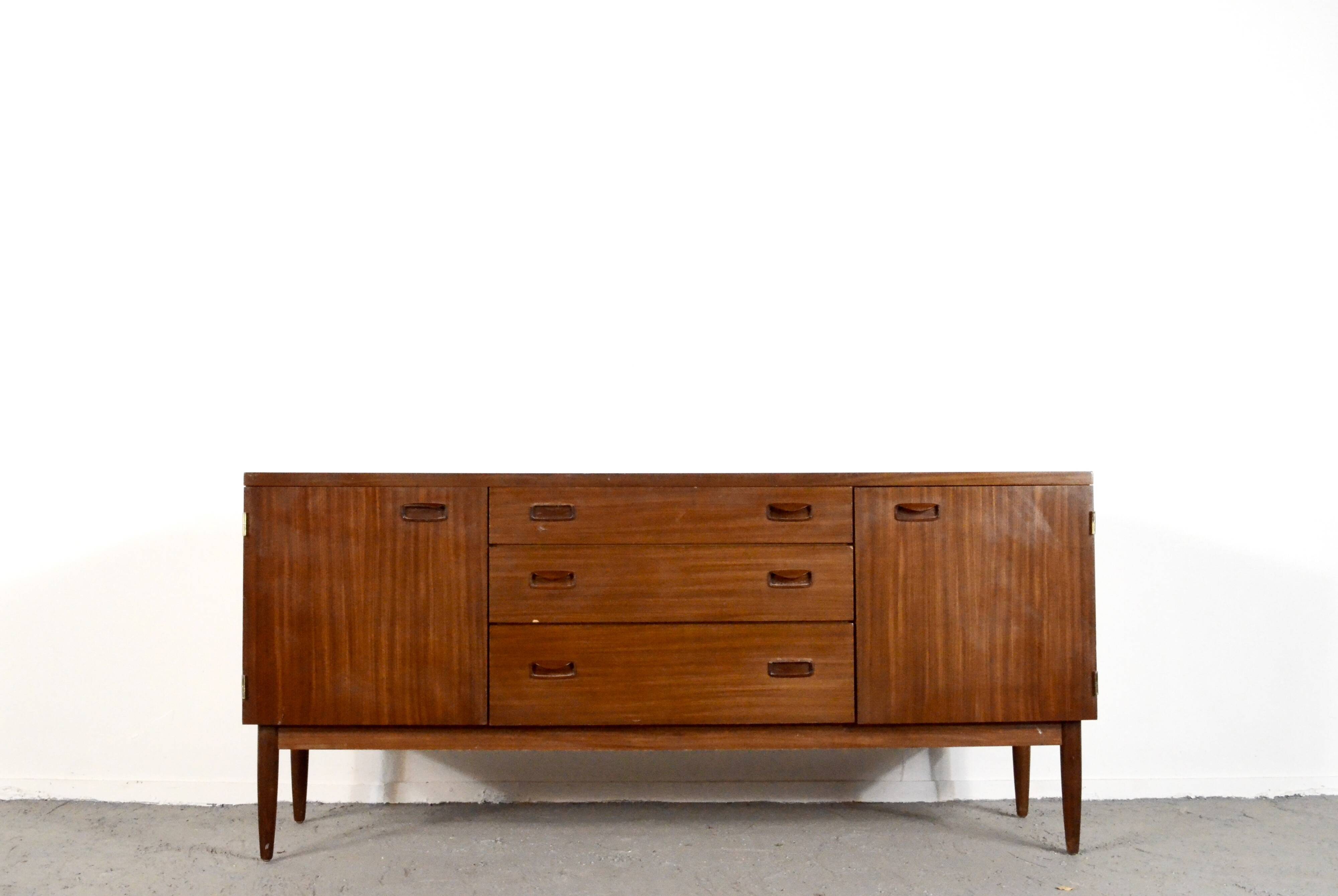 Stylish Vintage Danish Style Teak Sideboard / Dresser. Midcentury Modern