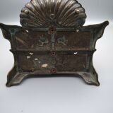 Porte courrier en bronze