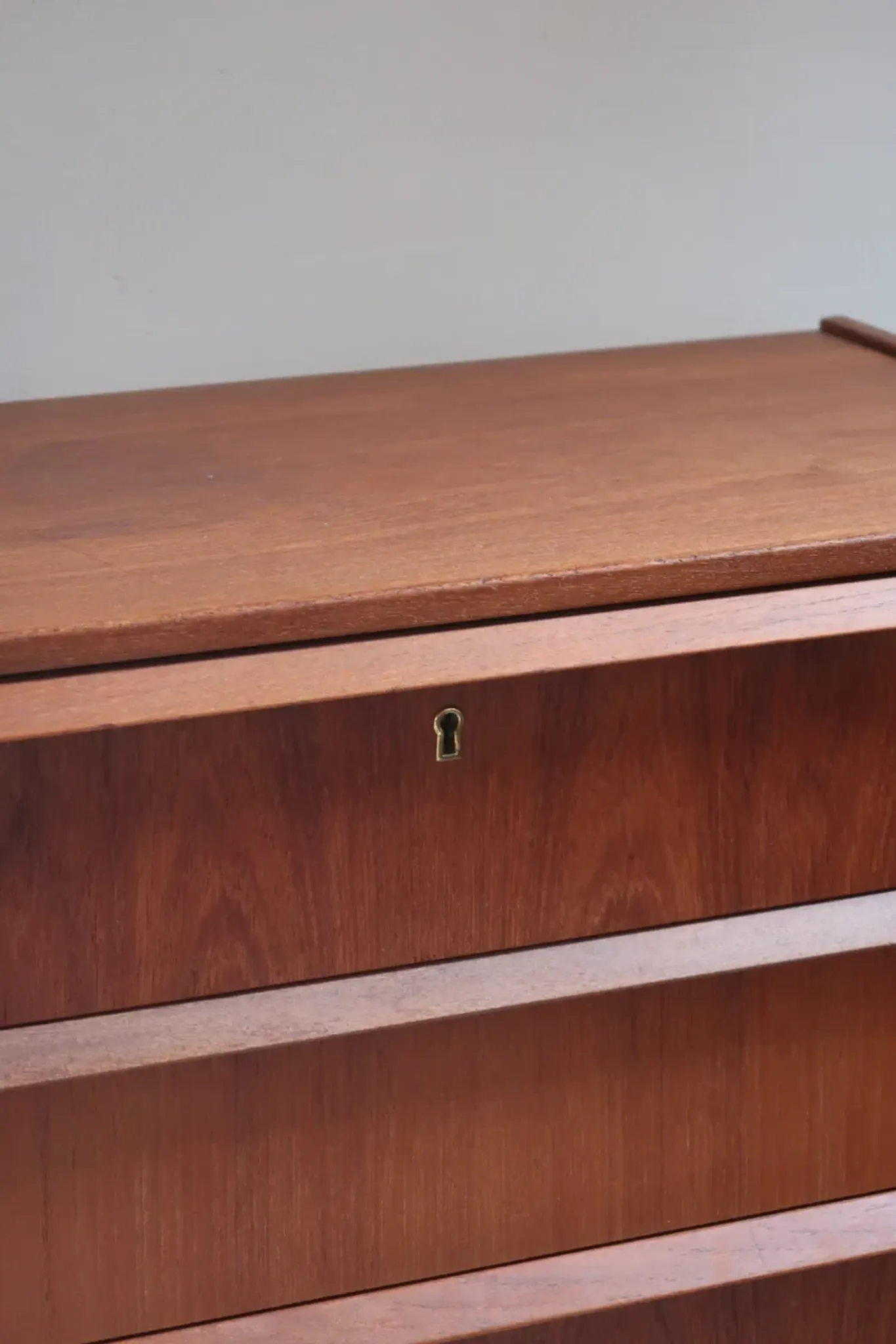Commode teck scandinave années 60 3 tiroirs