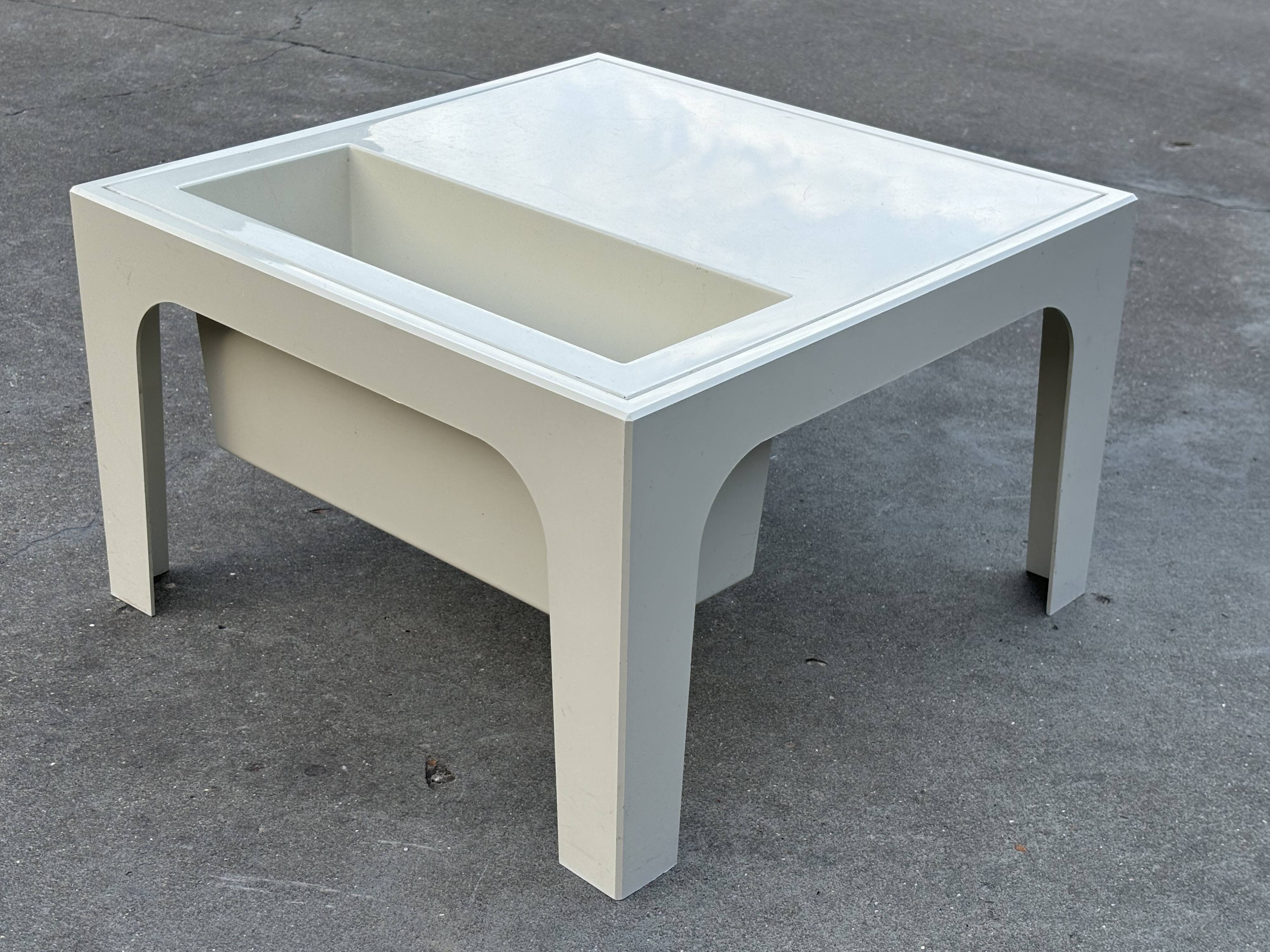 Vintage table with magazine holder, 70s space age