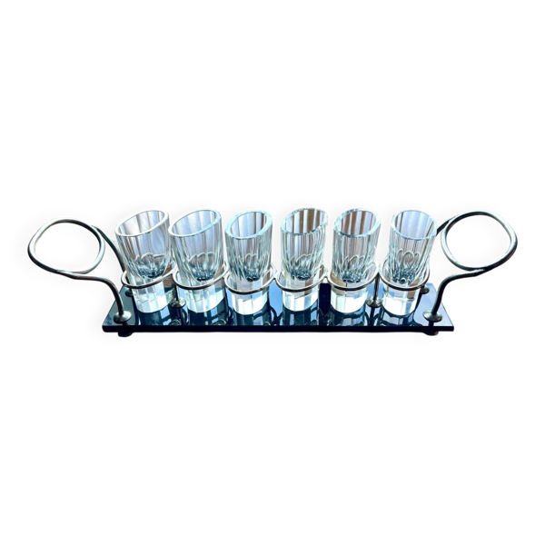 Service de verres à digestif