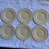 Ivory flat plates from Faïencerie de Longchamp
