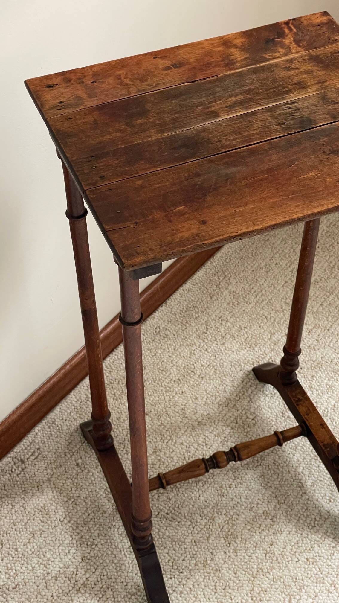 NIGHTSTAND Antique Turned Wood