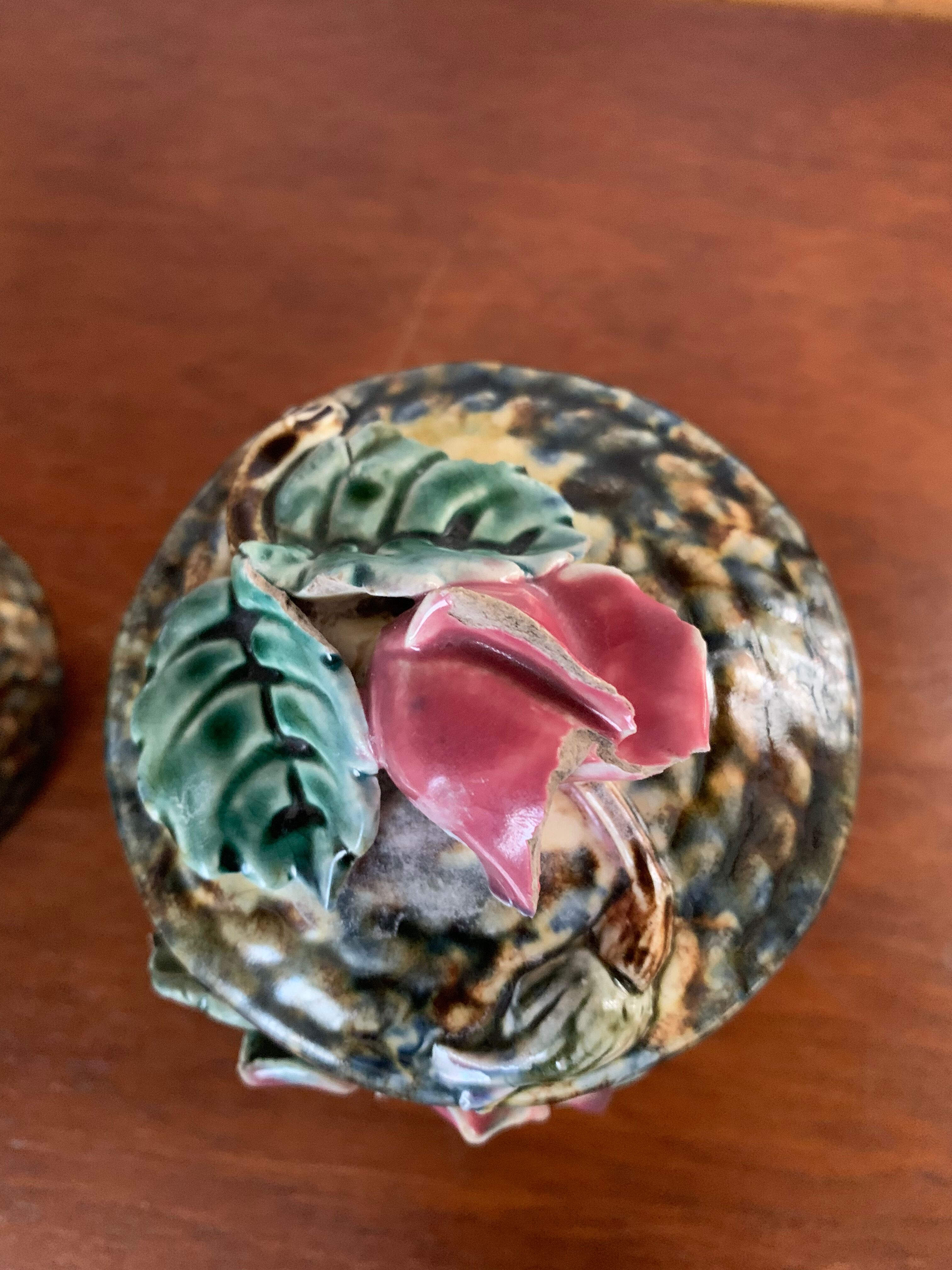 Pots in slurry flowers in relief