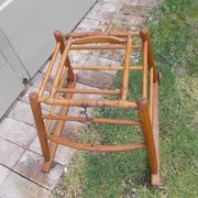 Ancienne chaise haute pour enfant Luterma