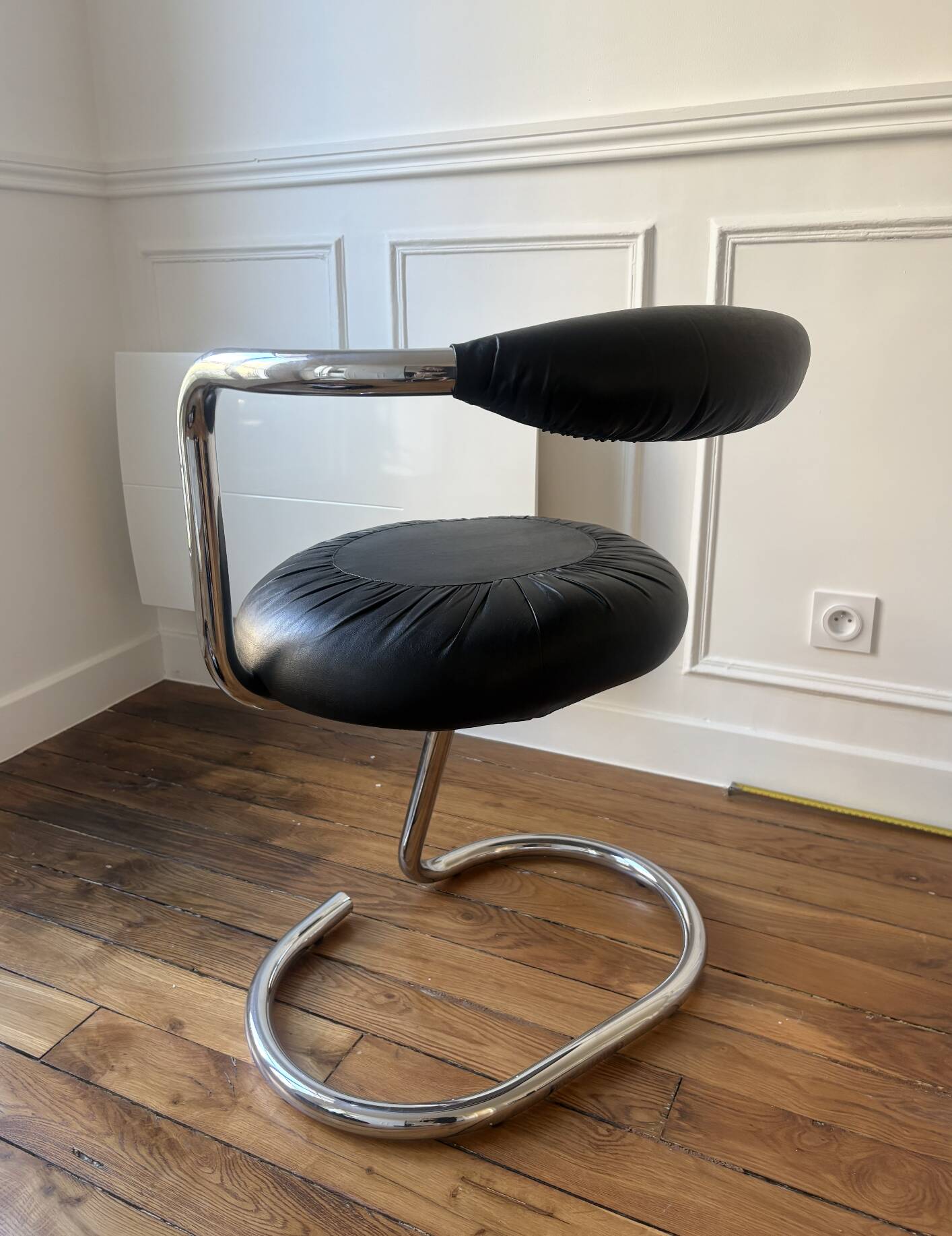 Chaise Cobra par Giotto Stoppino