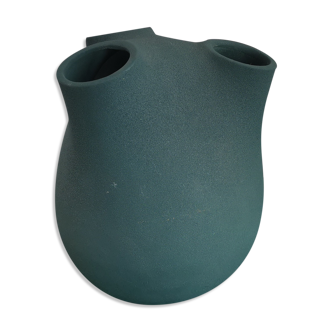 Vase contemporain en céramique forme libre asymétrique