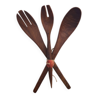 Bouquet of old wooden utensils