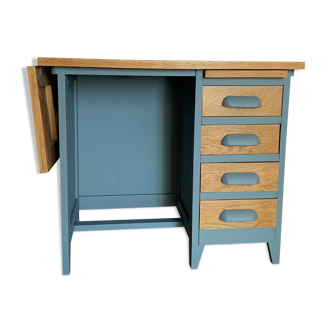 Restored child accountant's office