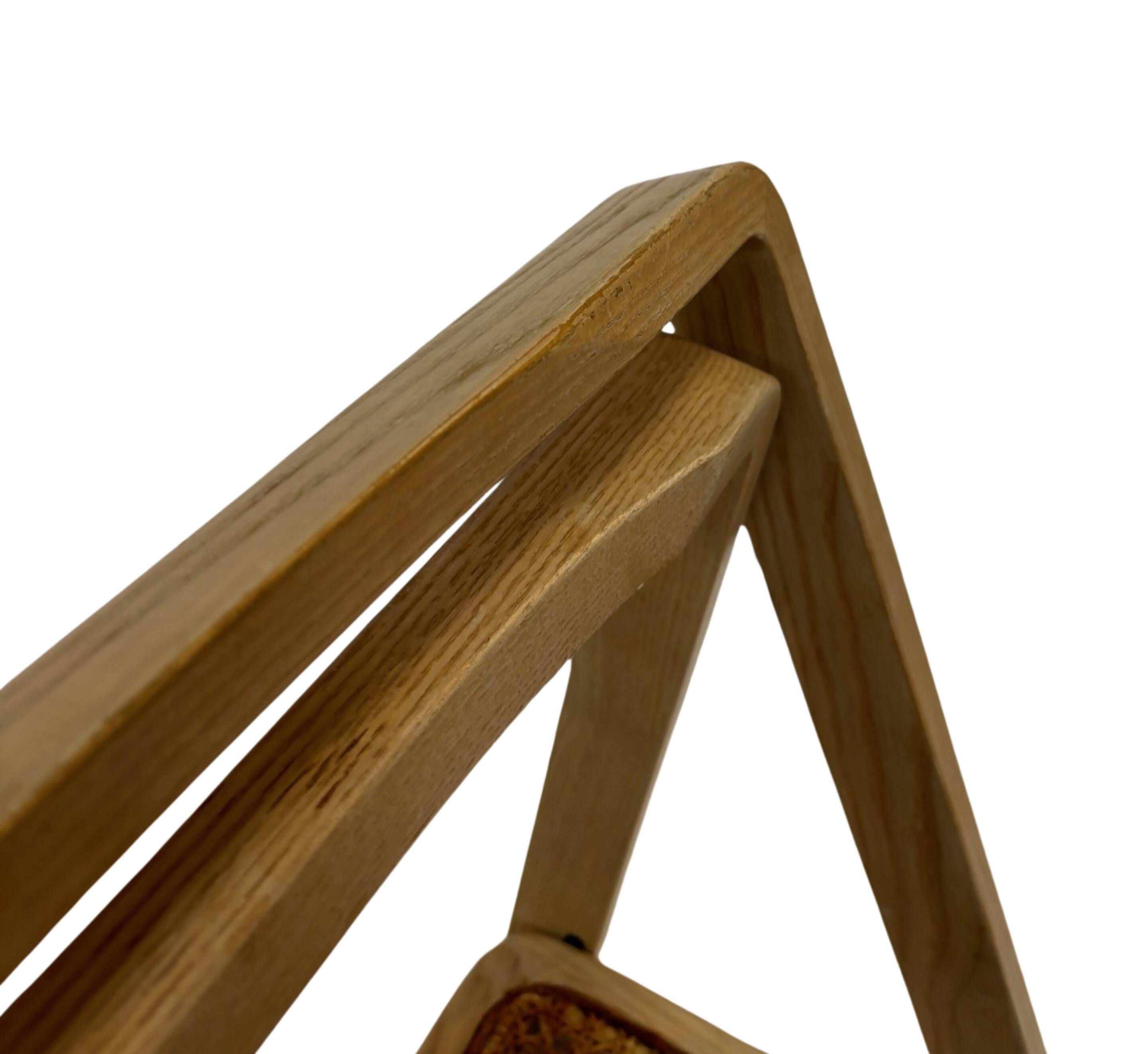Ensemble vintage de 4 chaises pliantes, design en sangle et bois, années 1970