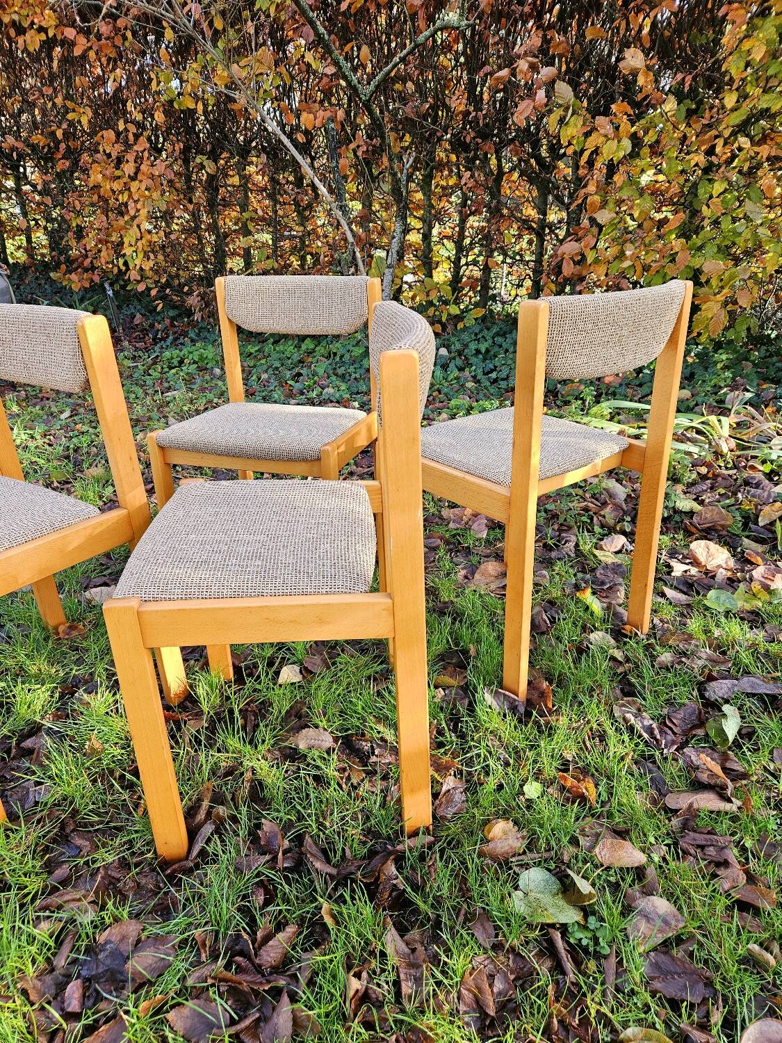 4 Scandinavian chairs, 1950s-70s