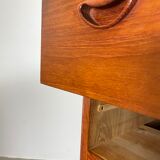 Commode en teck danois et commode par Hvidt & Mølgaard-Nielsen