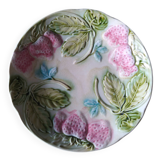 Vintage plate with strawberry slip patterns