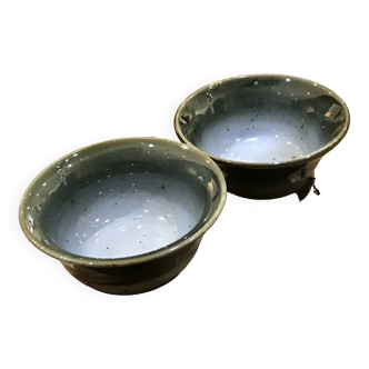 Set of 2 enameled stoneware cups