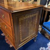 Grande commode Louis XVI 3 tiroirs décor marqueté scène Antique fin XVIIIe