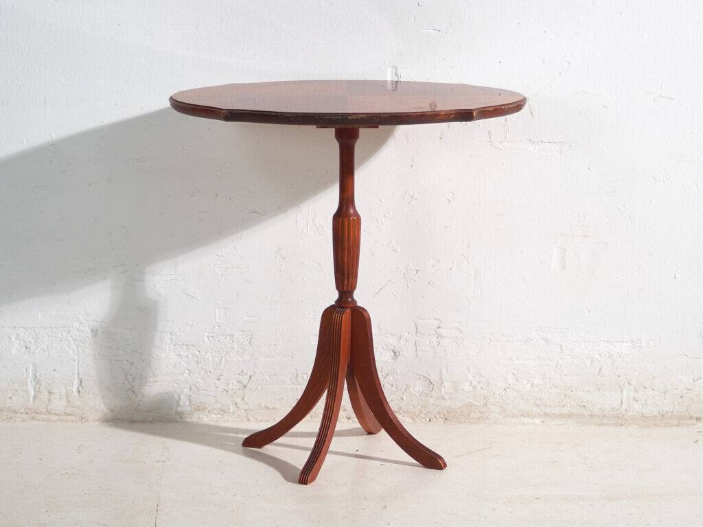 Antique tripod mahogany gueridon – Central Europe, circa 1930