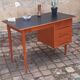 Bureau en chêne vintage année 70 Roumanie.