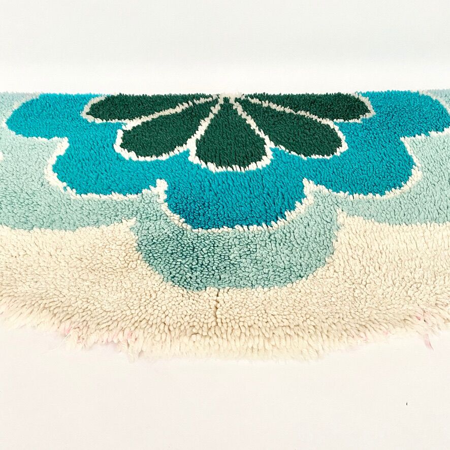 Vintage rug from the 70s