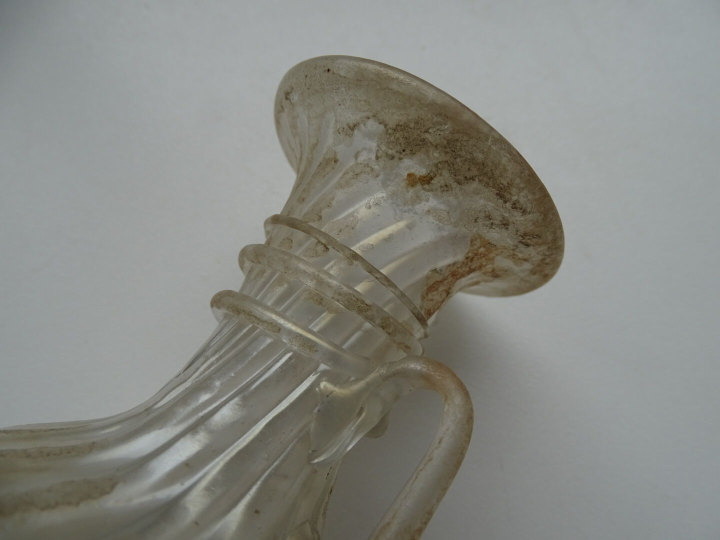 Vase with miniature handle Scavo Seguso Vetri d'Arte iridescent glass Murano 1950