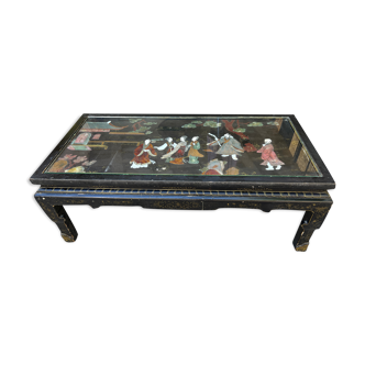 Chinese coffee table with mother-of-pearl and ivory stone inlays