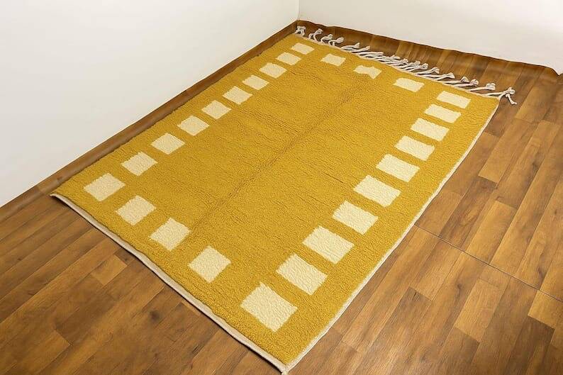 Handmade Moroccan natural wool rug size 1/2 m