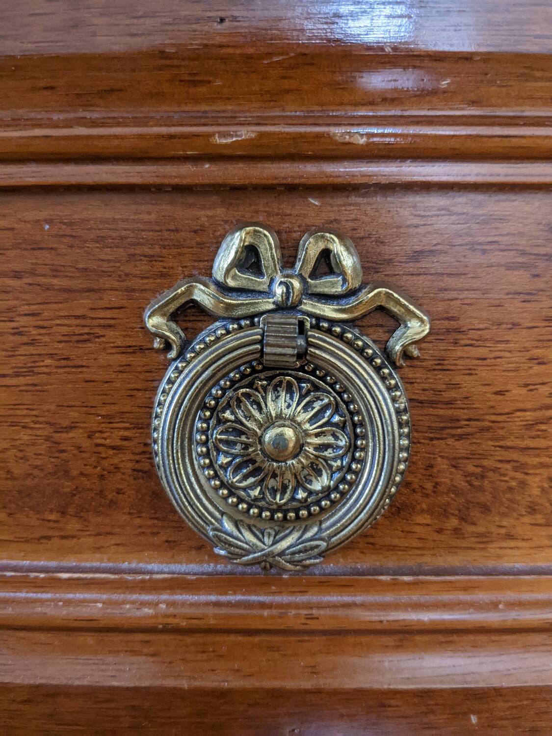 Louis XVI chiffonier and small furniture set