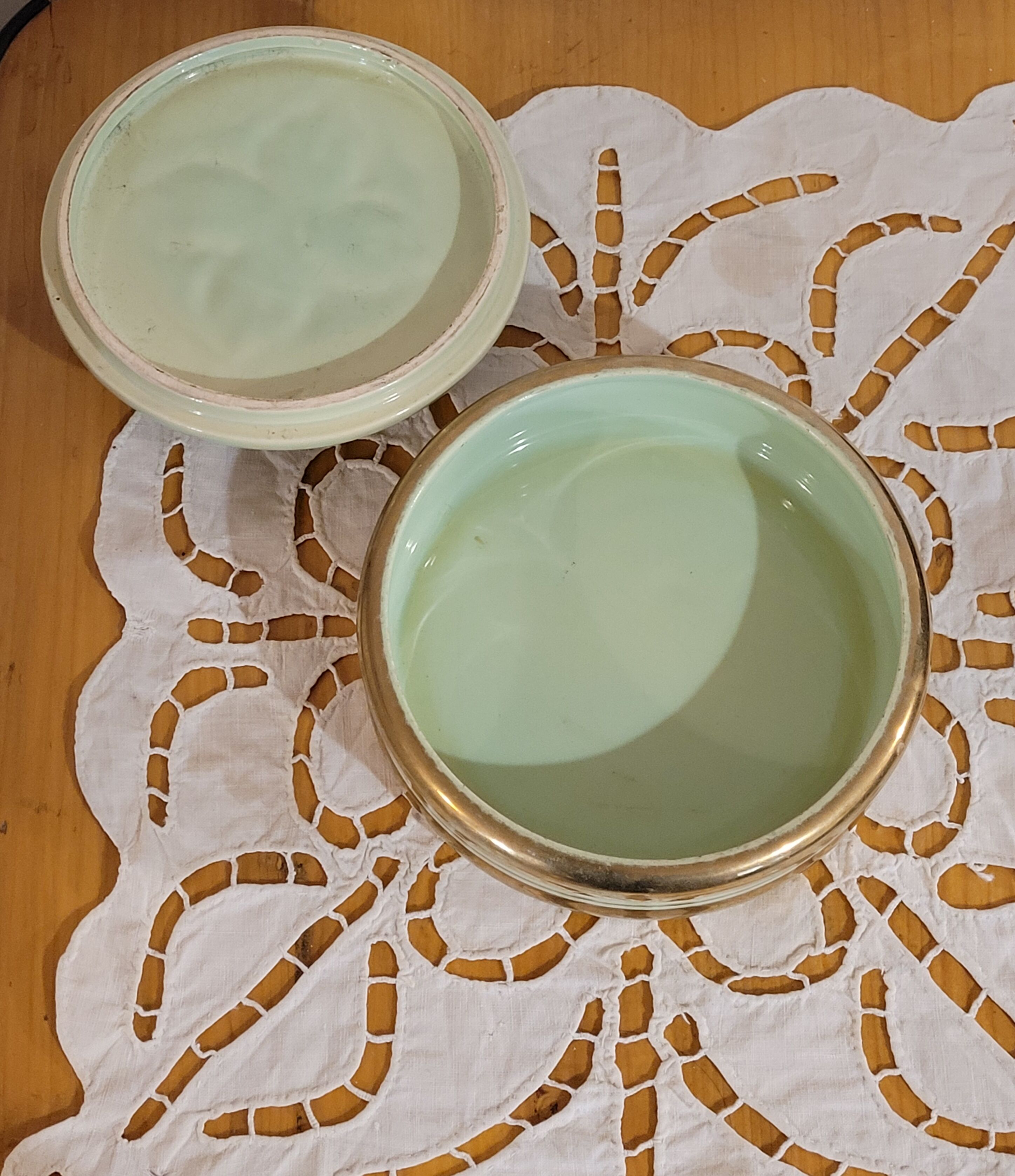 Green ceramic box vintage