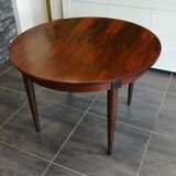 Scandinavian extendable round table in Rio rosewood, 1970s