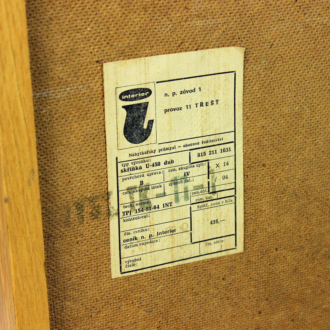 Buffet U 450 de Jiri Jiroutek , Interier Praha, Tchécoslovaquie années 1960