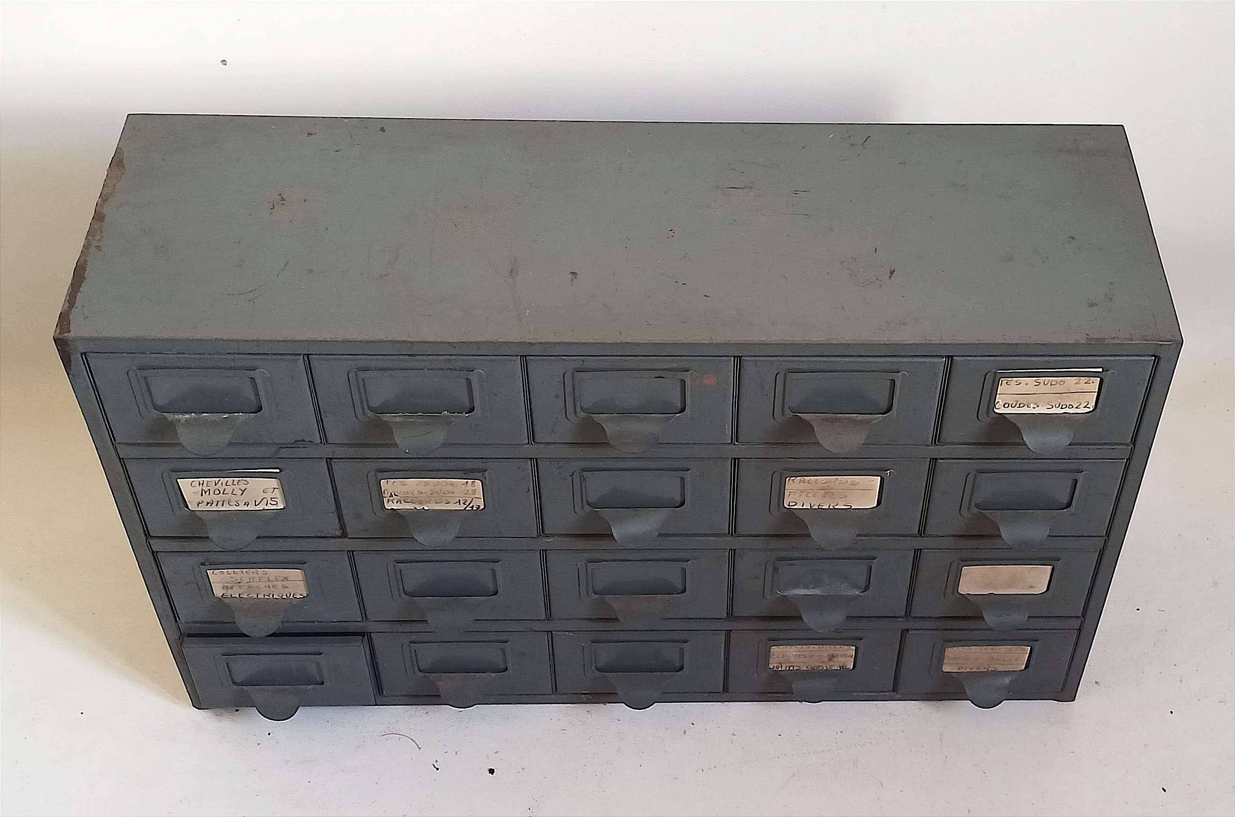 Metal workshop cabinet with 20 drawers, width 69 cm