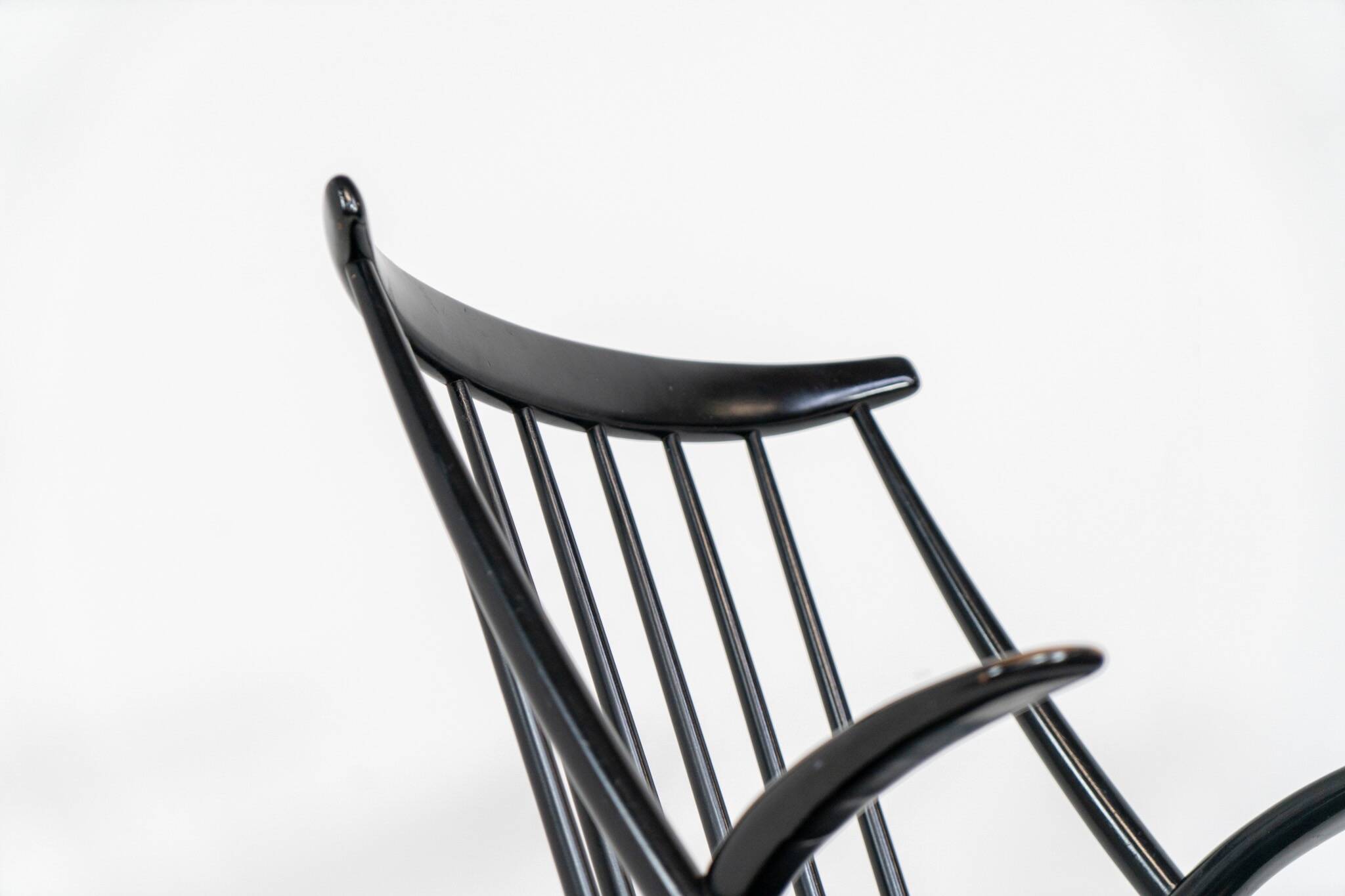 Fauteuil à bascule "IW3" par Illum Wikkelsø