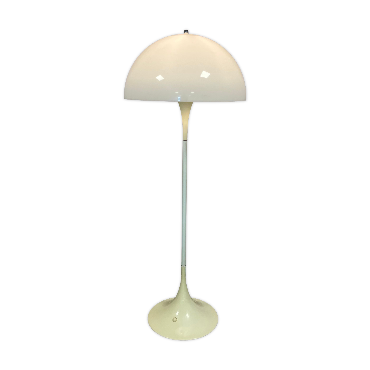 Panthella floor lamp Louis Poulsen