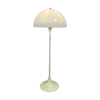 Panthella floor lamp Louis Poulsen