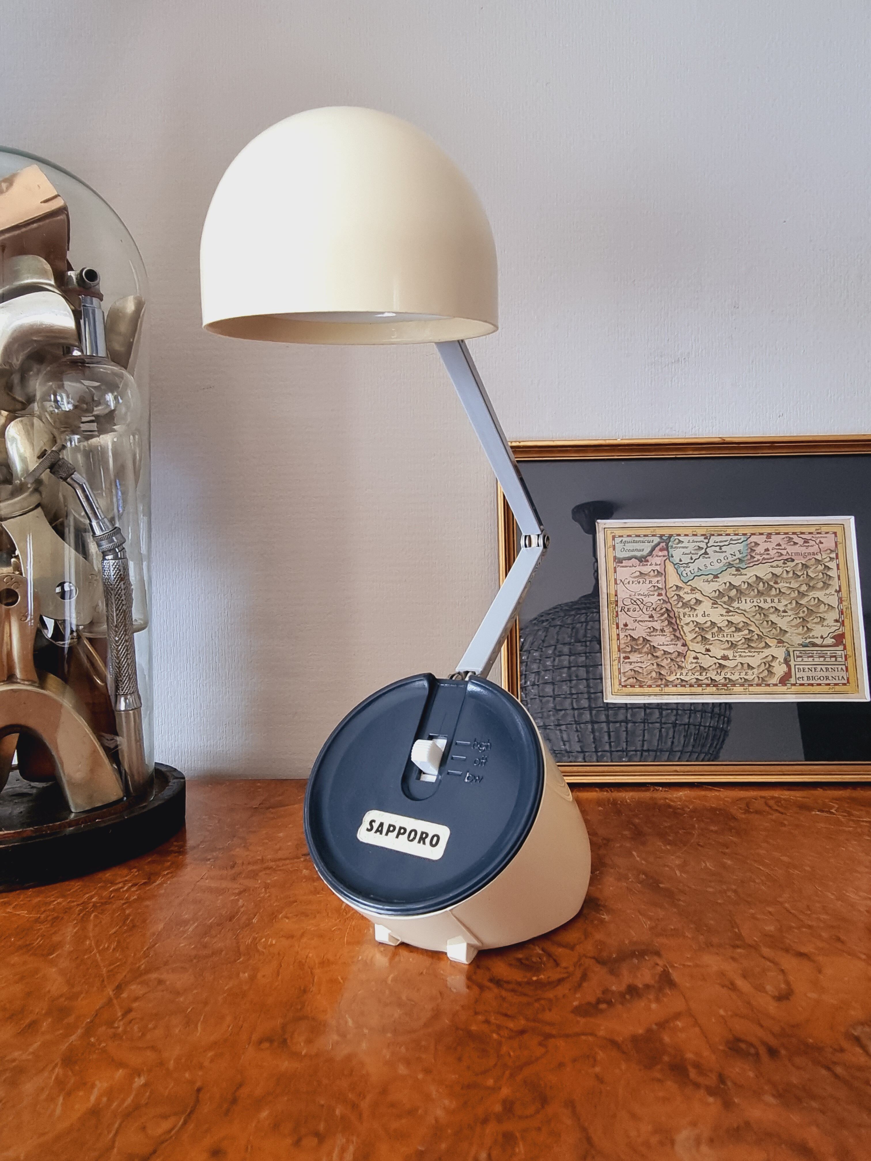 Japanese desk lamp, Space Age design, Kreo-Lite. 1970