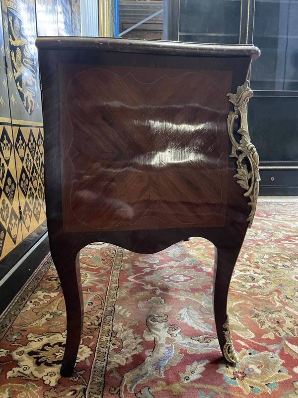 Louis XV style marquetry chest of drawers