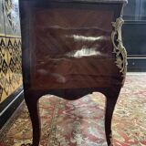 Commode en marqueterie de style Louis XV