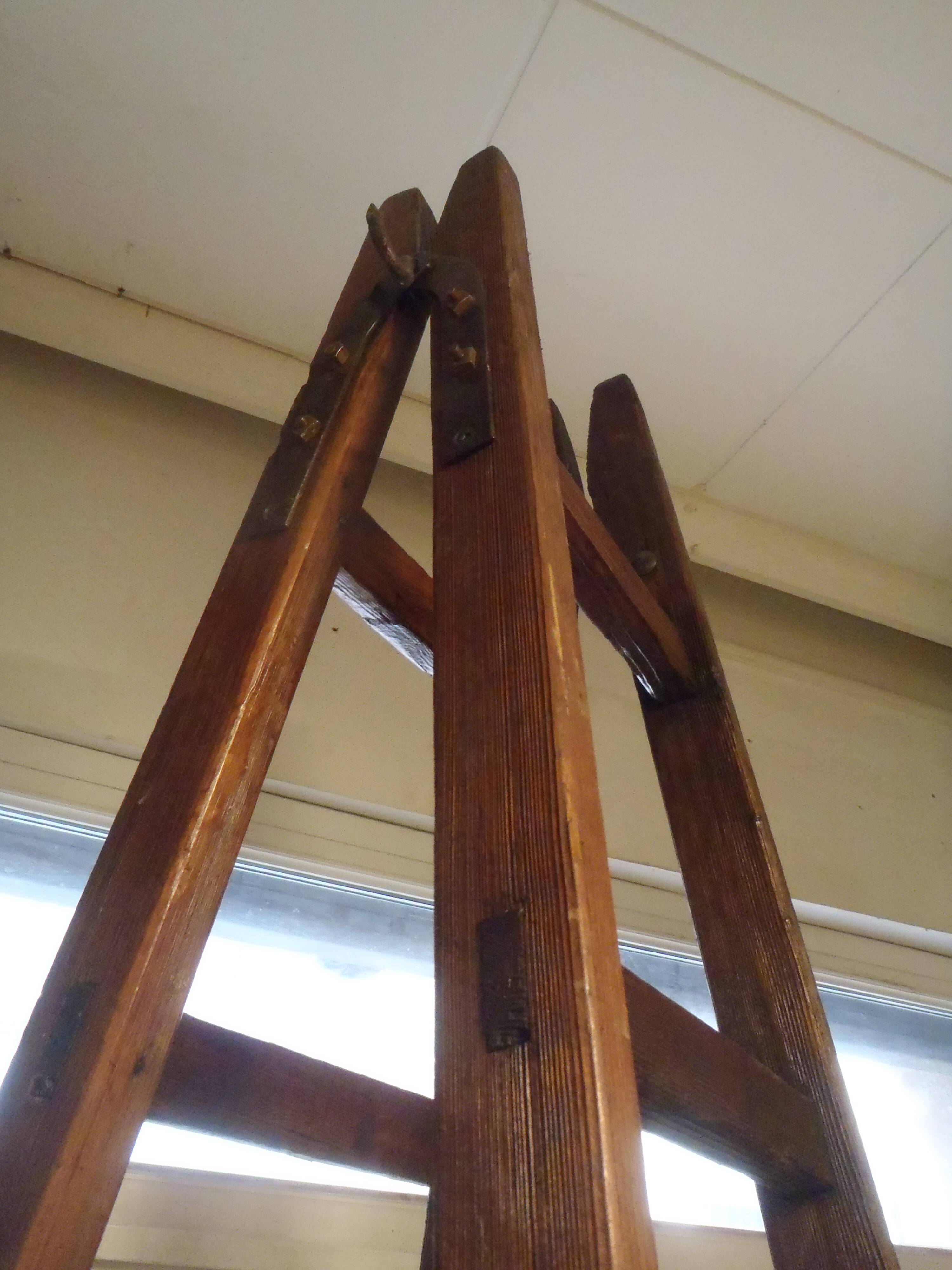 Vintage 9-step painter's stepladder