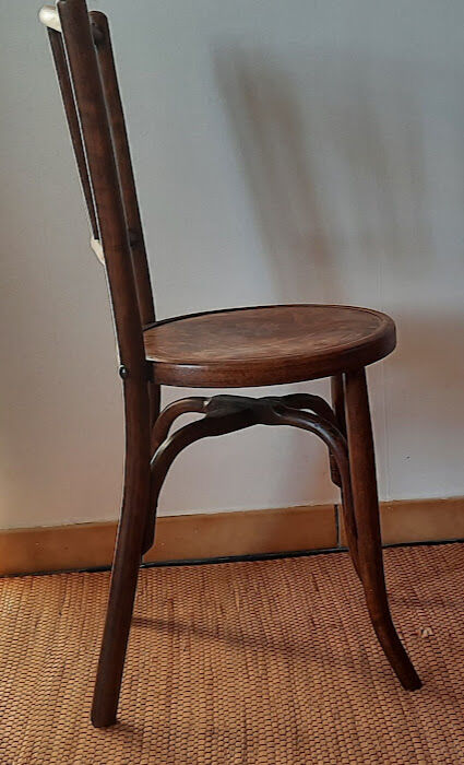 Bistro chair