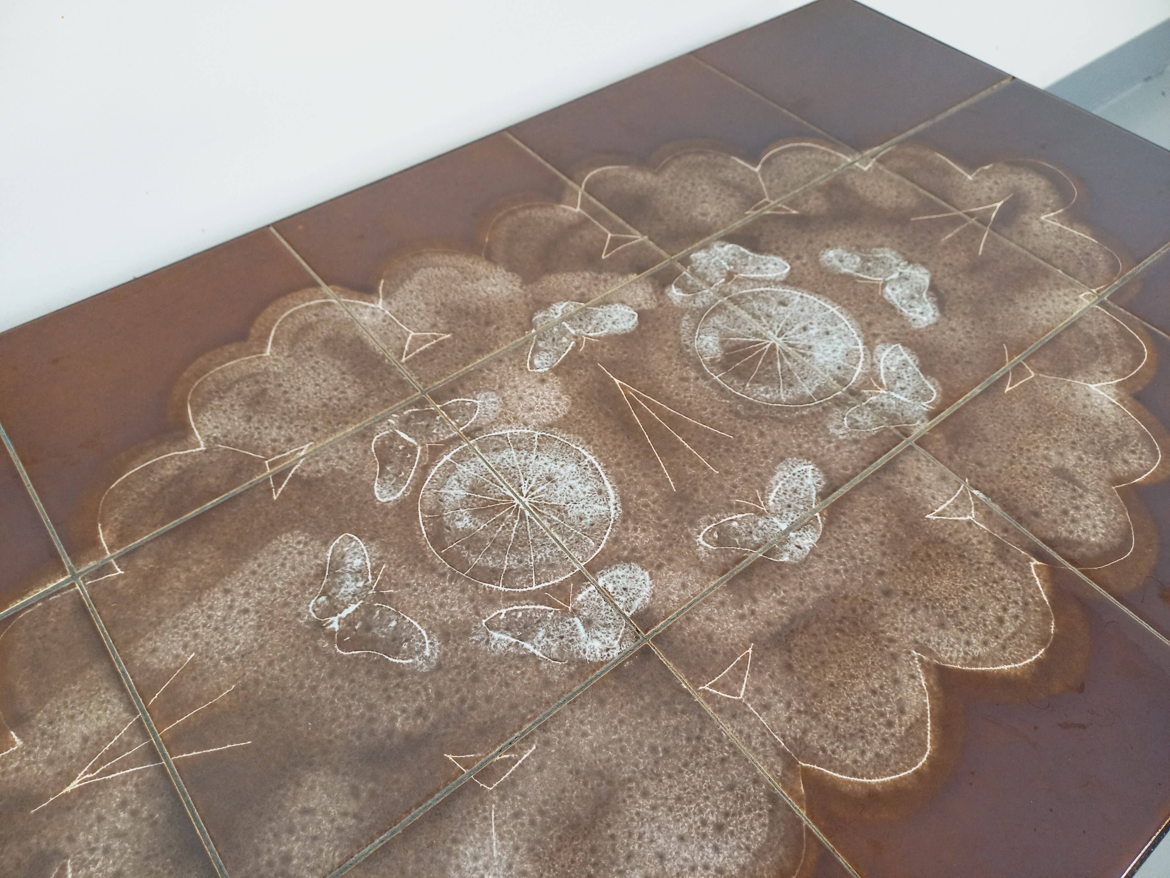 Vintage rectangular coffee table from the 60s 70s in ceramic, black metal and chrome metal