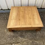 Opium coffee table