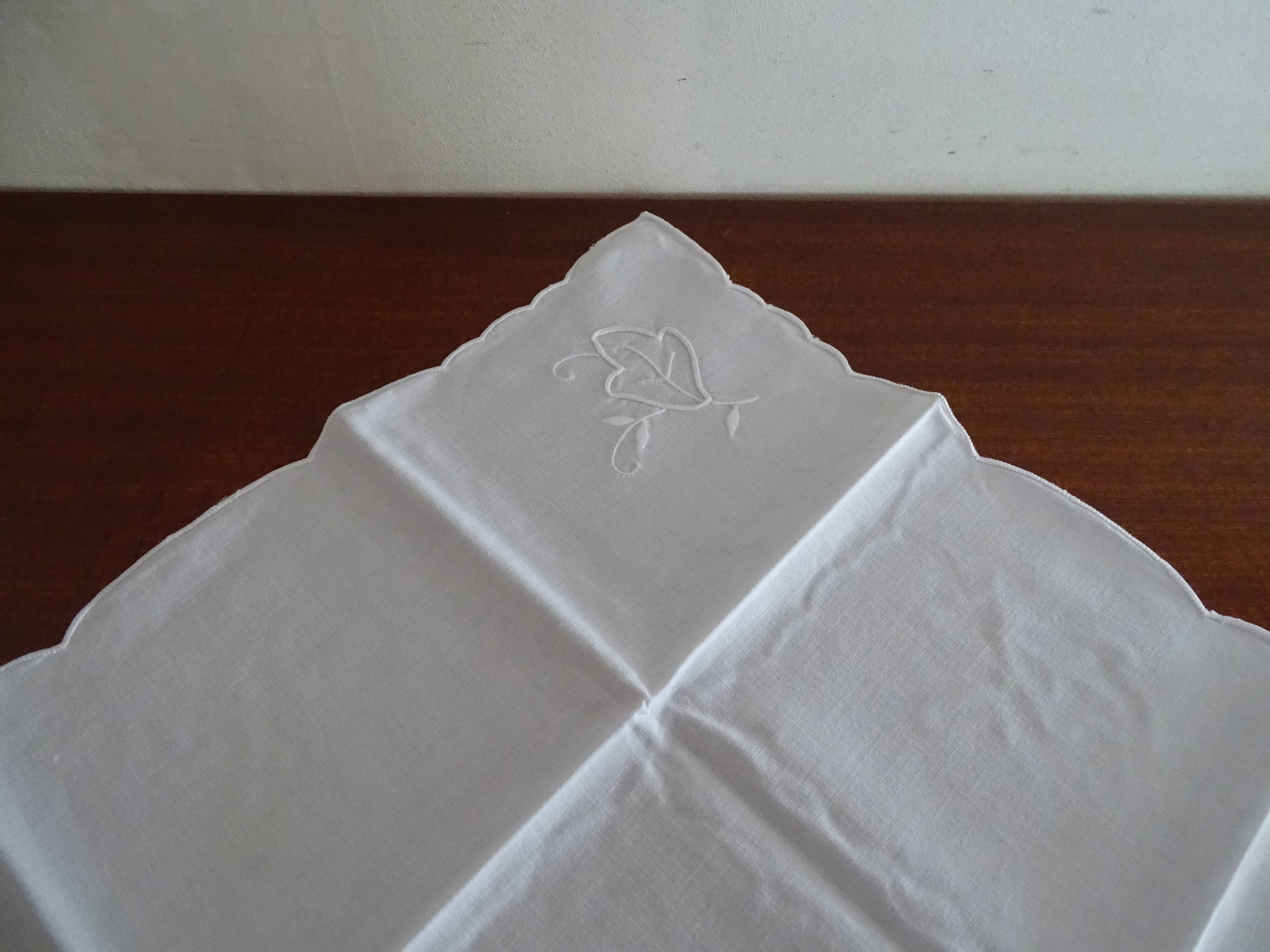 Tablecloth and 8 matching cotton towels - 200 x 160