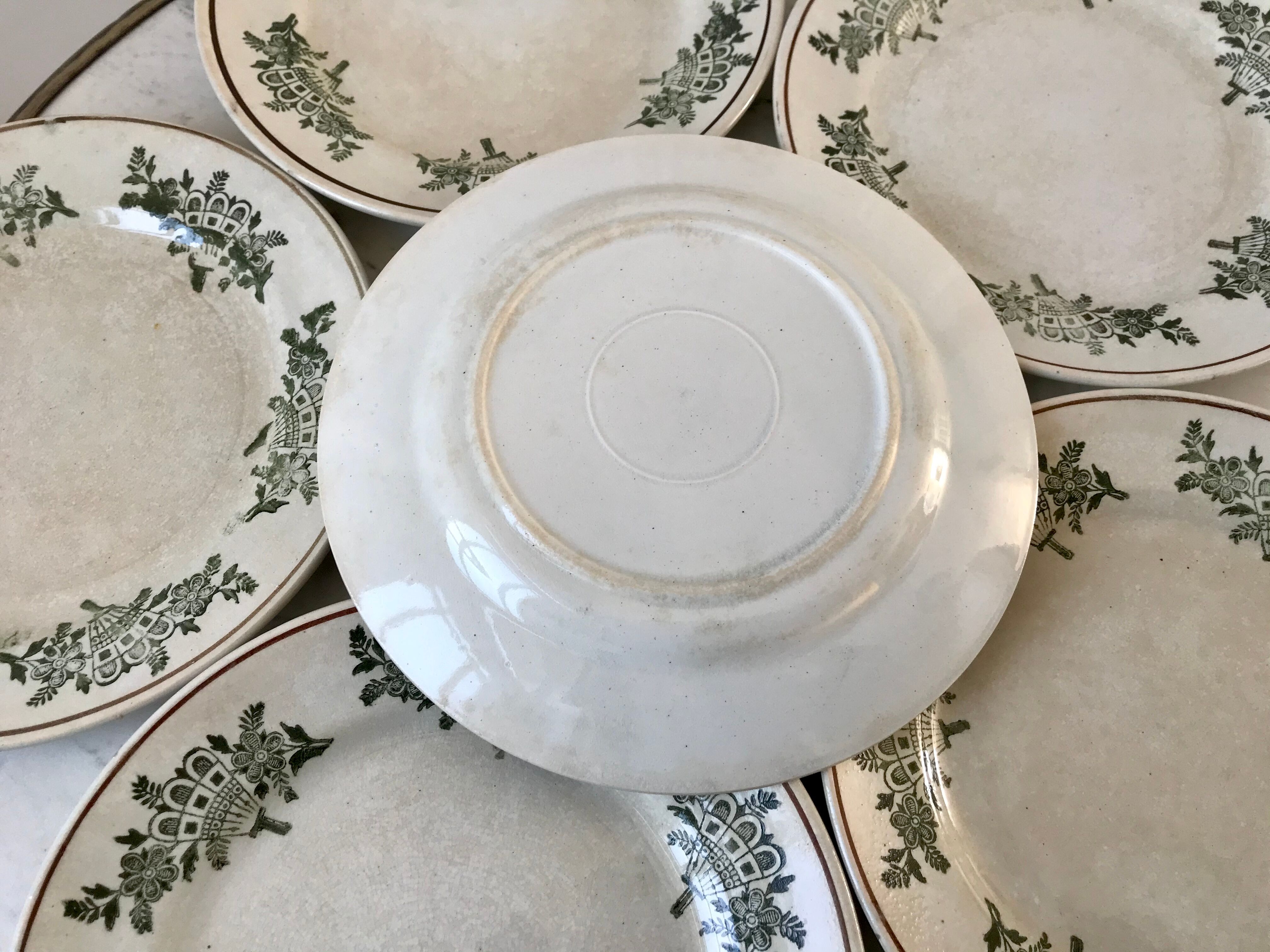 Set of 6 flat plates Iron Earth late nineteenth
