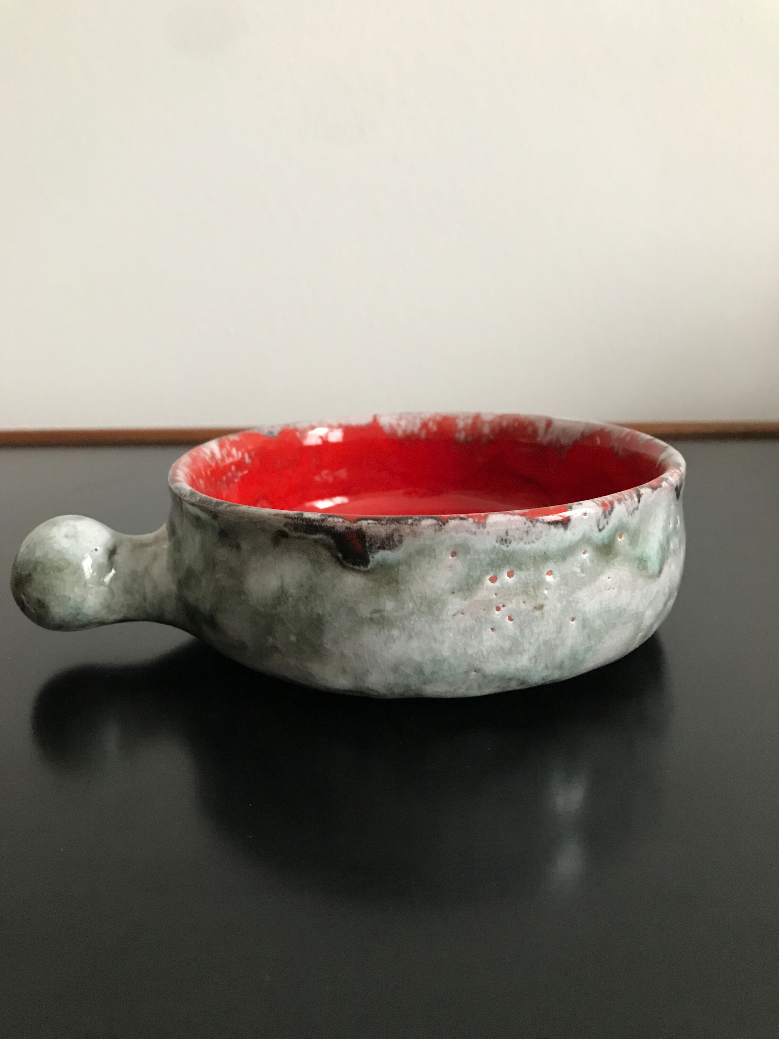 Caquelon, ceramic pan signed Arlette Rioux Juan