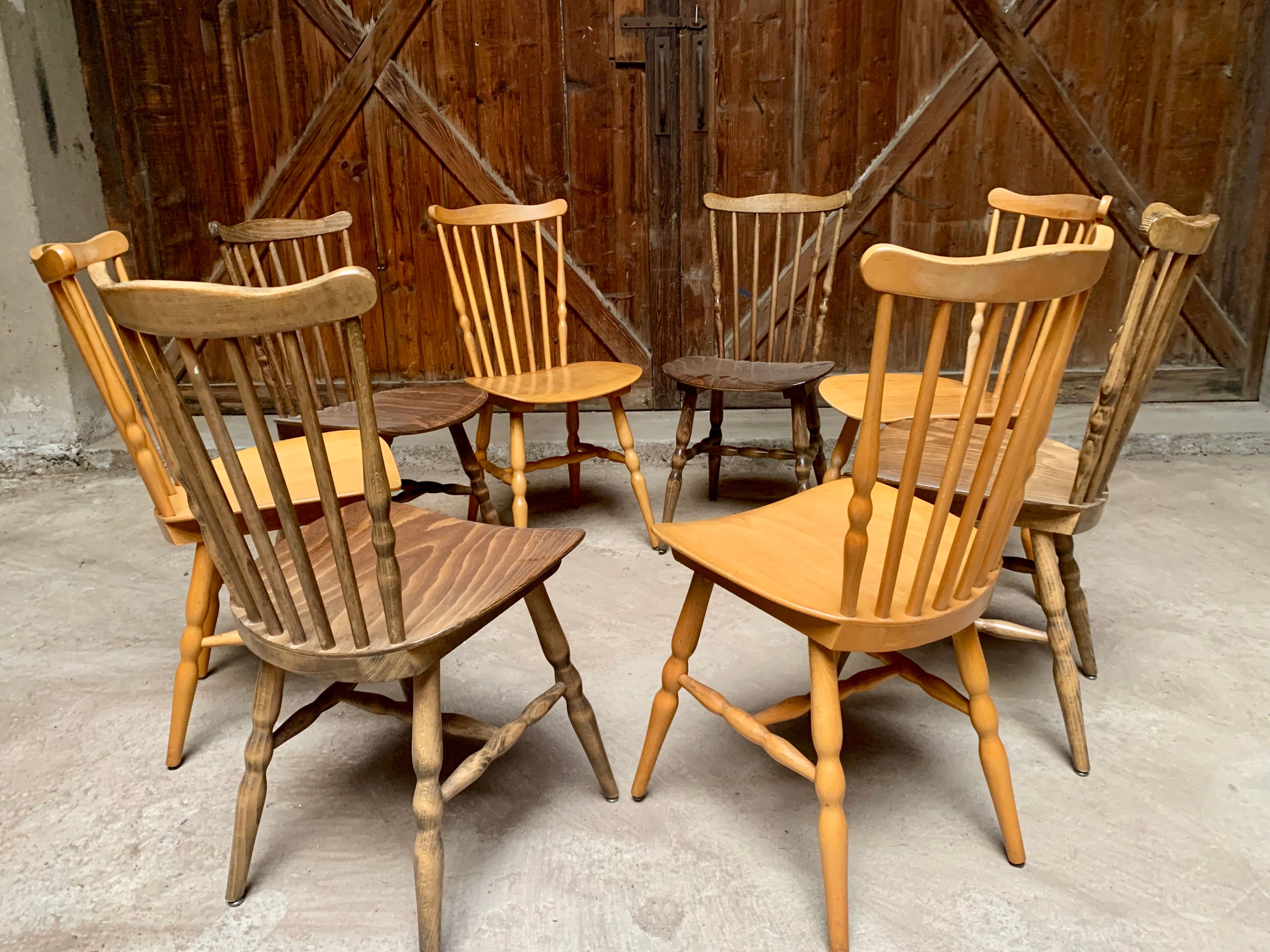 Series lot of 8 chairs bistrot Baumann modele menuet light wood dark wood